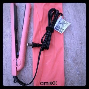 Amika strand perfect ceramic styler